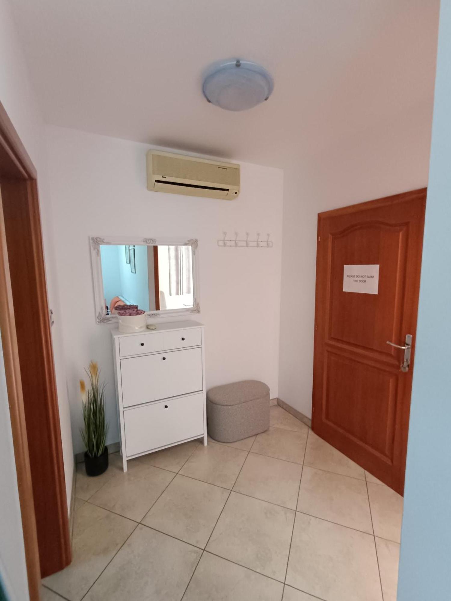 Apartments Kraljic I Baška Exterior foto